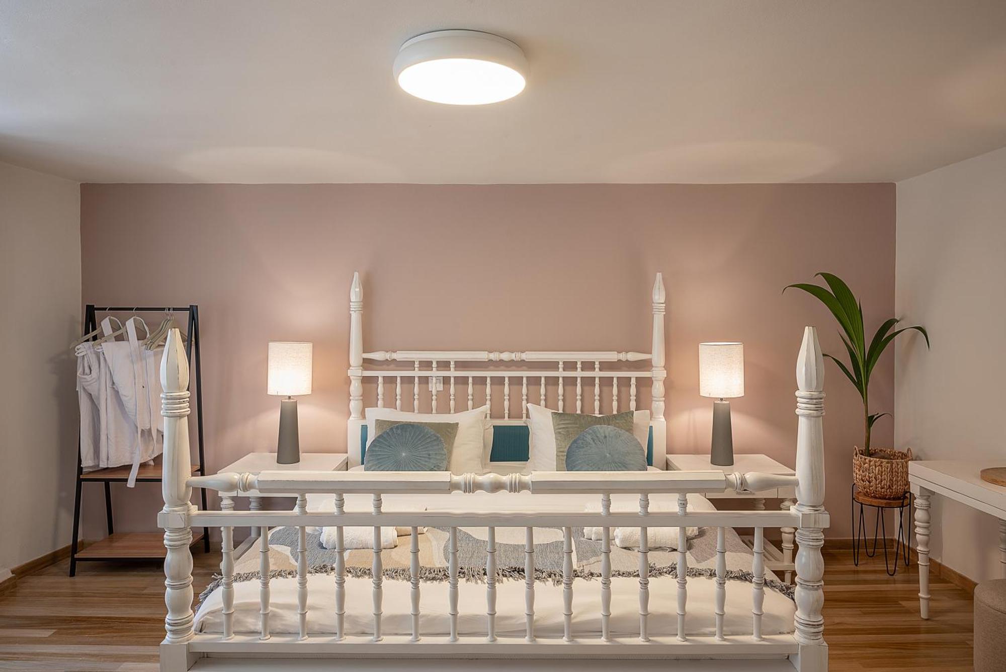 Vranas Ambiance Hotel Chrissi Akti Chania Exterior foto